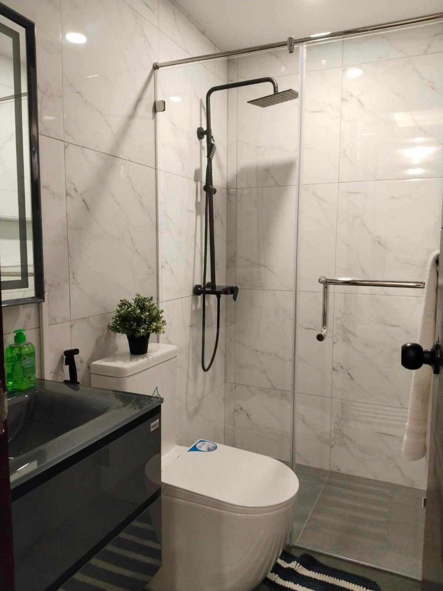Deluxe Condo 2 Bedroom, 7Th Floor Room Bc In One Madison Tower 3, Megaworld Boulevard, Mandurriao Iloilo City, Philippines Ngoại thất bức ảnh